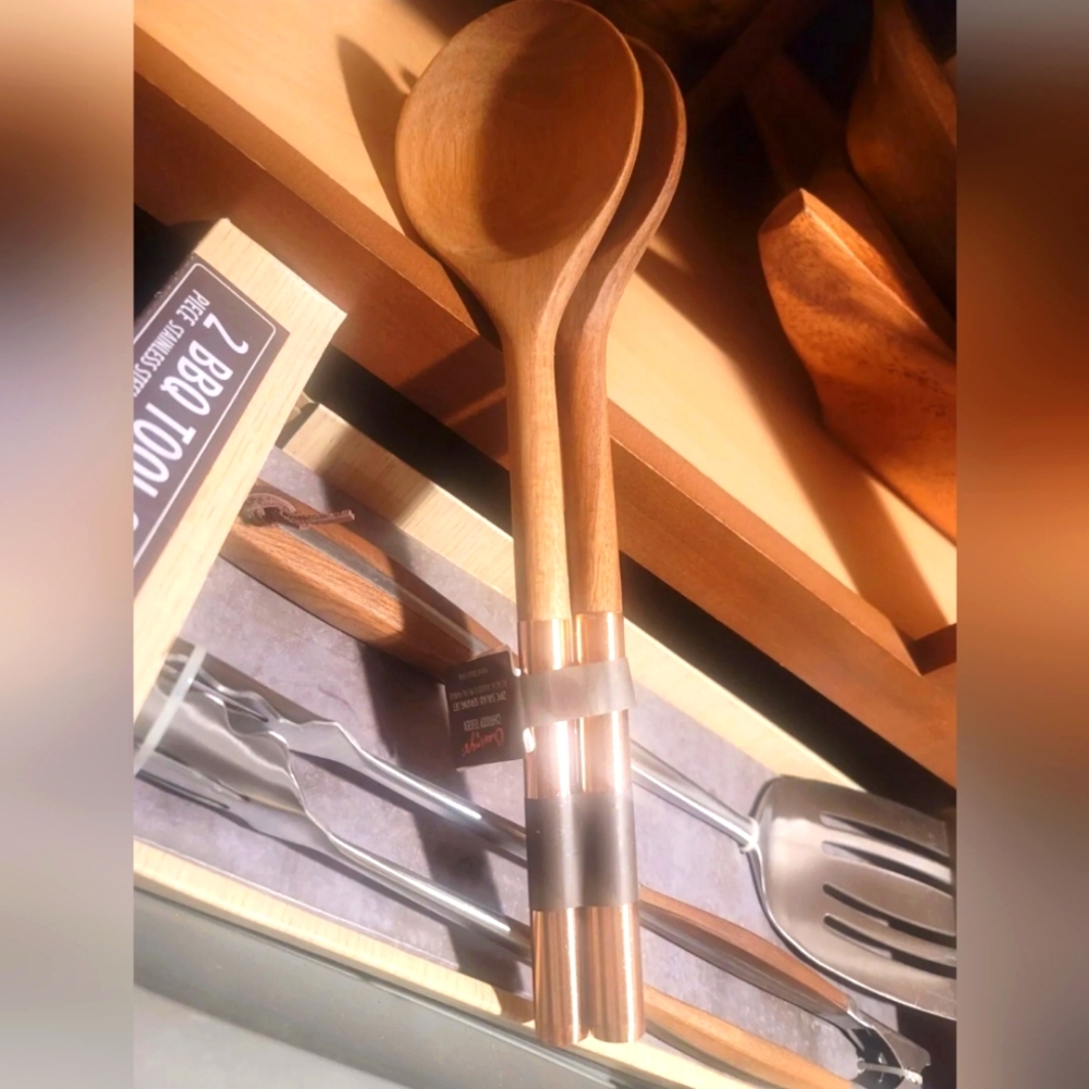 Cravings 8pc Bundle: 2pc BBQ Set, 2pc Salad Spoon Set, 1pc Knife, 3pc Wood Spoon